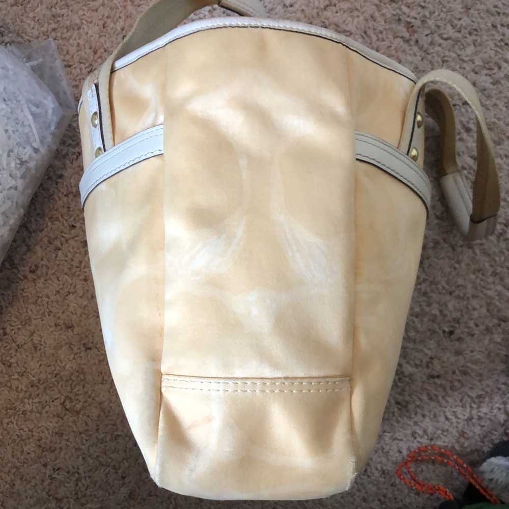 Coach Hampton Shoulder Purse Bag Fall Trend Tan Cream Brown Tag - Picture 13 of 13